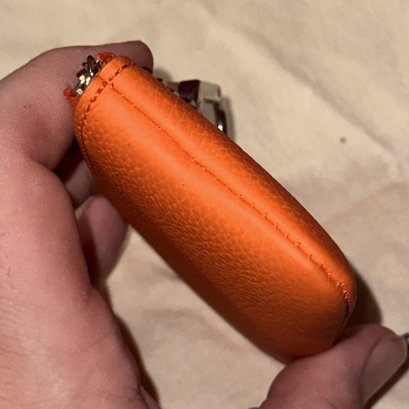 Louis Vuitton orange aerogram key pouch clea cles coin purse charm - Picture 5 of 13